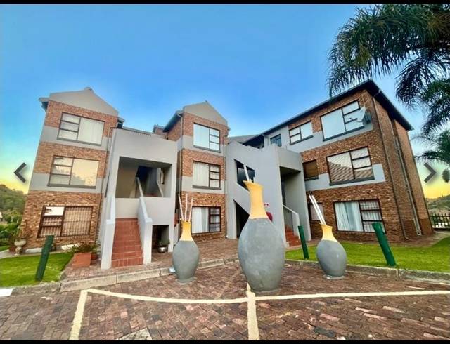 2 BEDROOM TOWNHOUSE FOR SALE IN BASSONIA